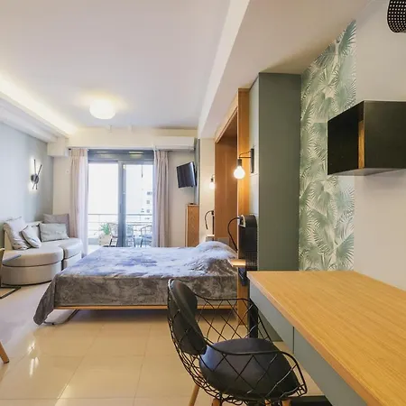 Lux City Studio For Couples With Balcony *