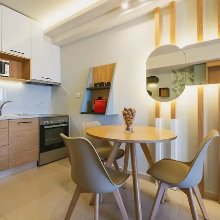 Lux City Studio For Couples With Balcony *
