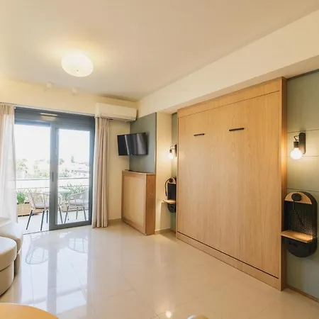 아파트 Lux City Studio For Couples With Balcony *